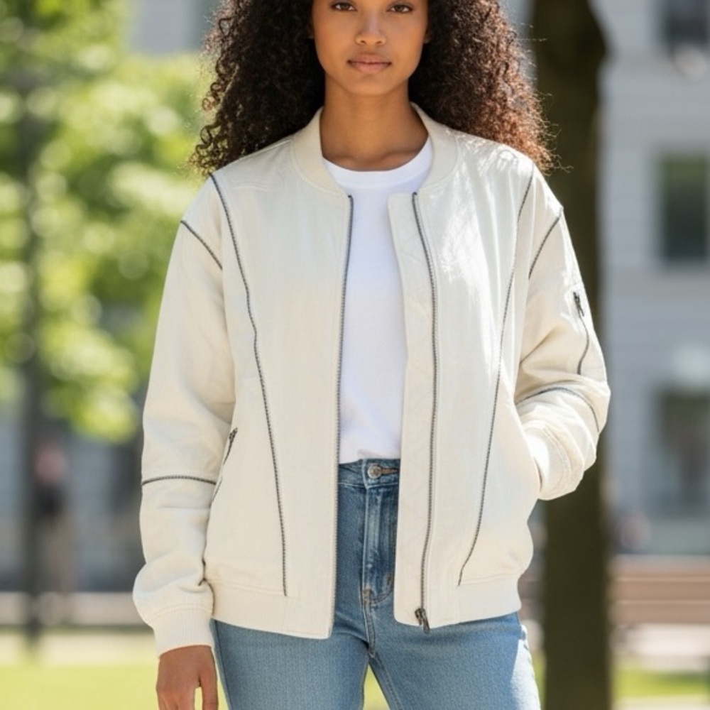 5133 FREE PEOPLE X SANDRINE ROSE WHITE JACKET WUTH ZIPPER‎ ACCENTS, LG